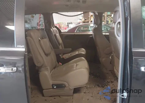 2014 Chrysler Town & Country Touring-L z USA, uszkodzony, nr VIN 2C4RC1CG7ER277710